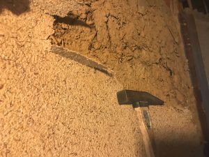 トイレ土壁解体中1