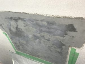 2階窓埋め樹脂モルタル塗り3回目