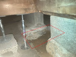 撤去した木製束を支えていたブロックも撤去